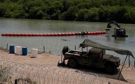 Body seen along floating barrier Texas installed in the Rio Grande, Mexico says